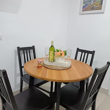 Kyomu El Pilar 2 Apartment