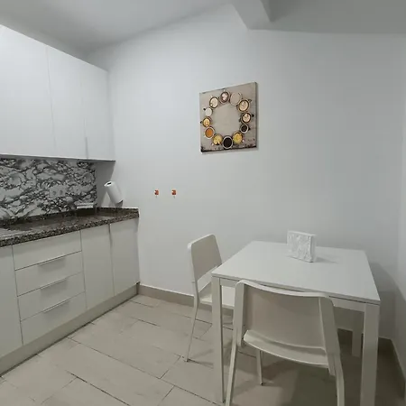Apartment Kyomu El Pilar 2 *